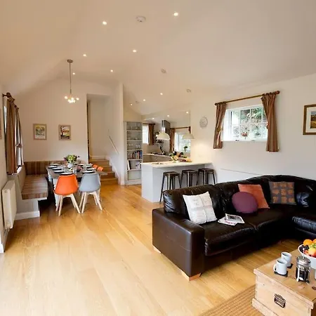 Langdale - 5 Bedrooms And 5 Bathrooms * تشابل ستايل