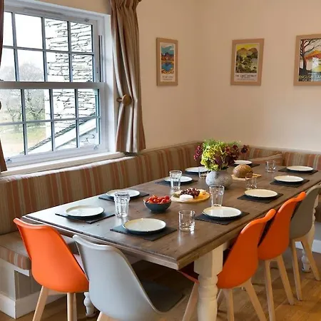 Langdale - 5 Bedrooms And 5 Bathrooms تشابل ستايل
